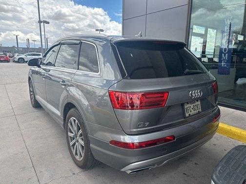 2017 Audi Q7 2.0T Premium Plus