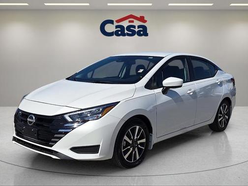 Aspen White 2025 Nissan Versa 1.6 SV
