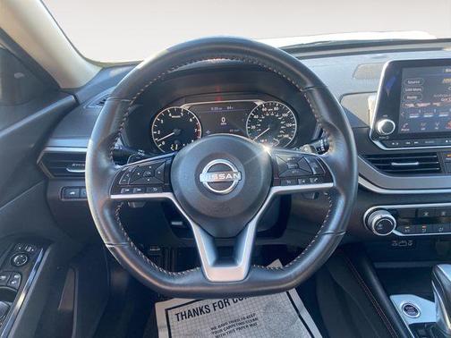 2025 Nissan Altima SR