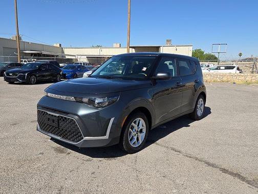 Gravity Gray 2025 Kia Soul LX