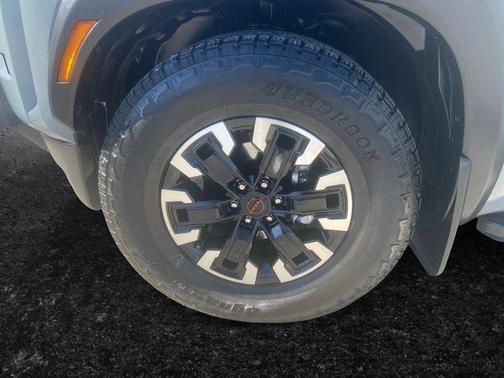 2023 Nissan Frontier PRO-X