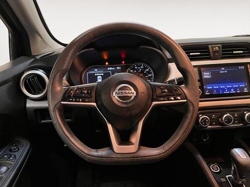 2021 Nissan Versa 1.6 SV