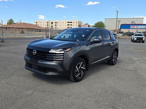 Gun Metallic 2025 Nissan Kicks SV