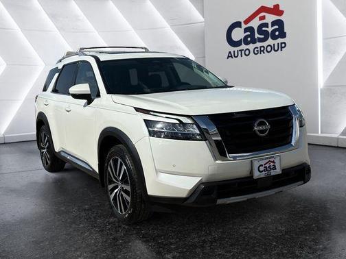 2024 Nissan Pathfinder Platinum