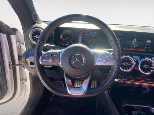 2023 Mercedes-Benz CLA 250 Base