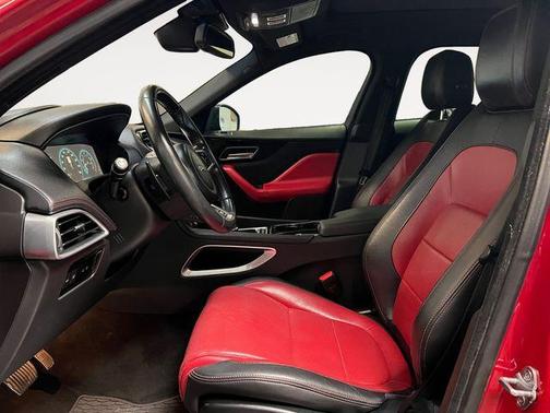2017 Jaguar F-PACE 35t R-Sport