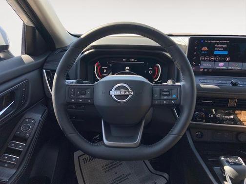 2025 Nissan Rogue SL
