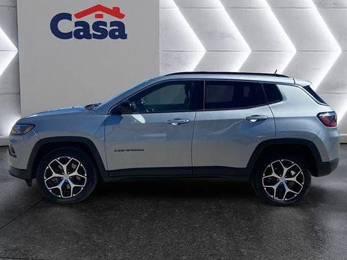 Silver Zynith 2024 Jeep Compass Latitude