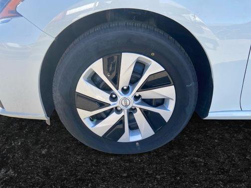 2025 Nissan Altima S