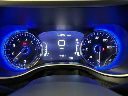 2023 Chrysler Pacifica Touring-L