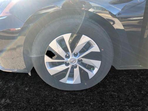 2025 Nissan Altima S