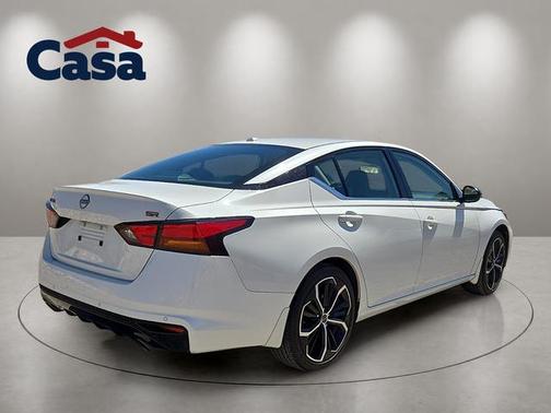 White 2025 Nissan Altima SR