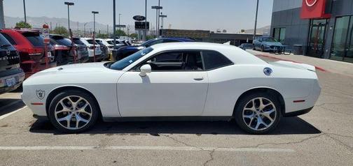 2015 Dodge Challenger SXT