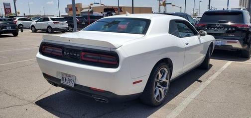 2015 Dodge Challenger SXT