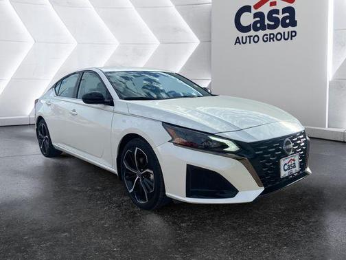 2025 Nissan Altima SR