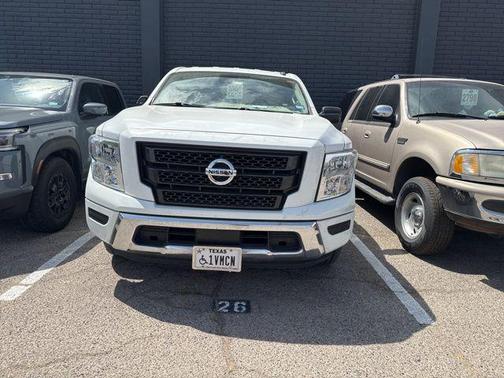 2021 Nissan Titan SV