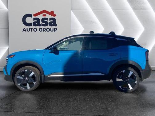 2025 Nissan Kicks SR