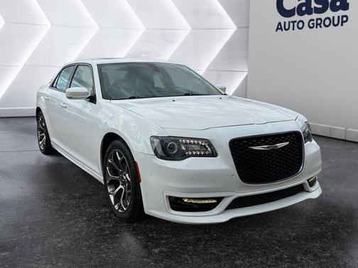 2018 Chrysler 300 S