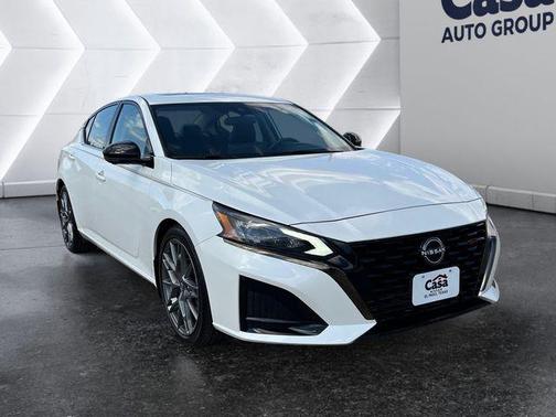 2024 Nissan Altima 2.0 SR