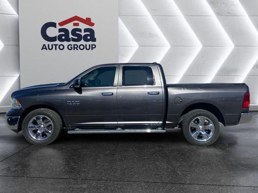 2016 RAM 1500 SLT