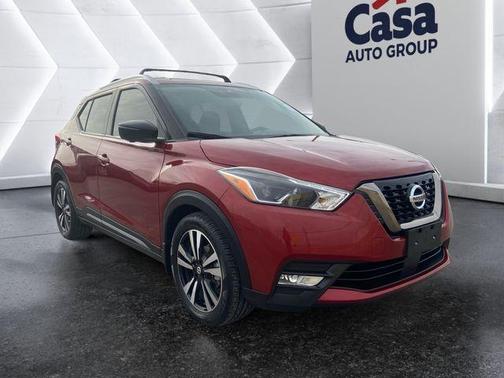 2020 Nissan Kicks SR