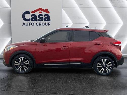 2020 Nissan Kicks SR