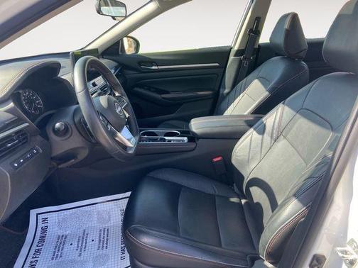 2024 Nissan Altima 2.0 SR