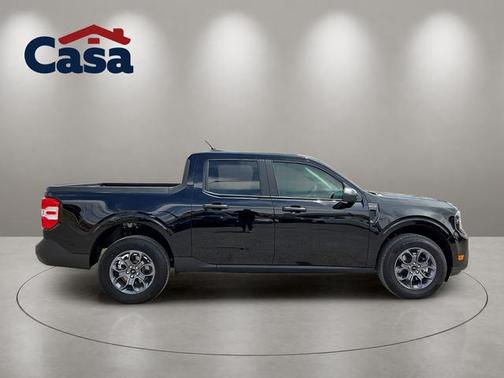 Shadow Black 2025 Ford Maverick XLT