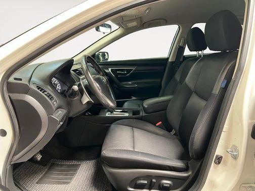 2016 Nissan Altima 2.5 SR