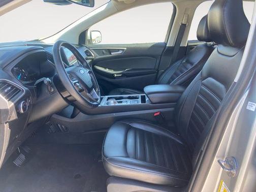 Silver Metallic 2024 Ford Edge SEL