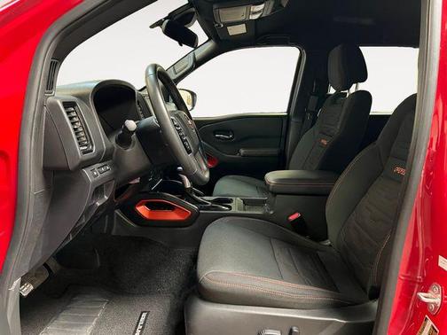 2024 Nissan Frontier PRO-X