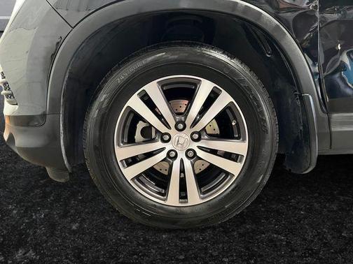 2017 Honda Pilot EX-L w/ Navigation