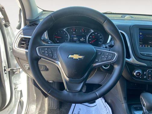 Summit White 2024 Chevrolet Equinox LT