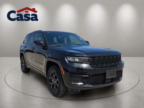 Diamond Black 2025 Jeep Grand Cherokee Laredo