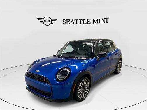 Icy Sunshine Blue Metallic 2025 MINI Hardtop Cooper S