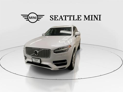 Crystal White Pearl 2016 Volvo XC90 Hybrid T8 Inscription