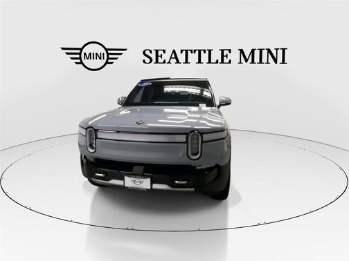 2023 Rivian R1S Adventure