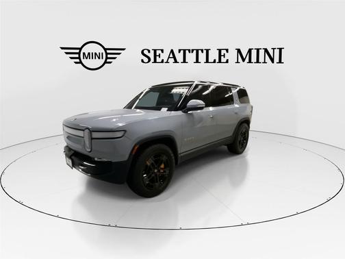 2023 Rivian R1S Adventure