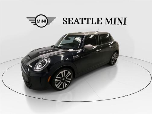 2023 MINI Hardtop Cooper S