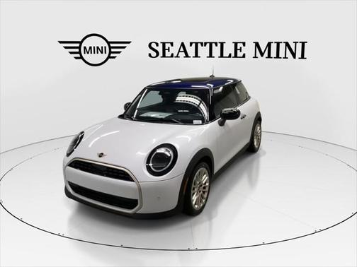 2025 MINI Hardtop Cooper