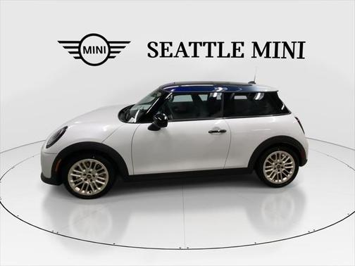 2025 MINI Hardtop Cooper
