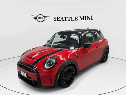 Chili Red 2023 MINI Hardtop Cooper S