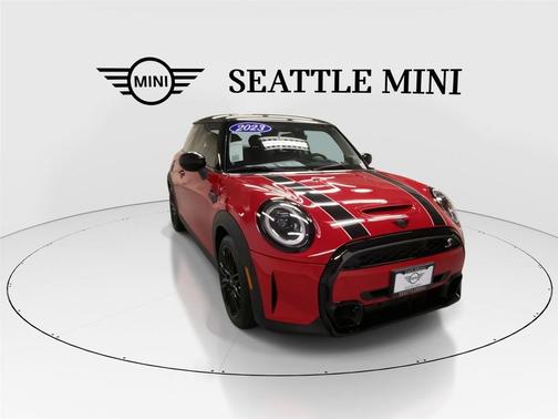 Chili Red 2023 MINI Hardtop Cooper S