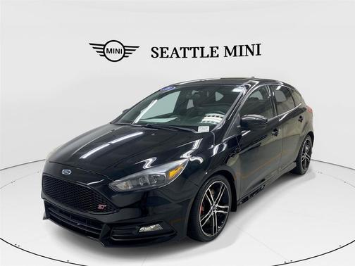 SHADOW BLACK 2018 Ford Focus ST