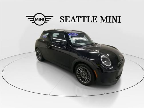 2025 MINI Hardtop Cooper