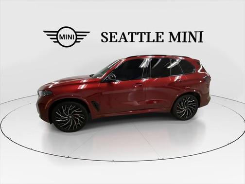 2024 BMW X5 M60i