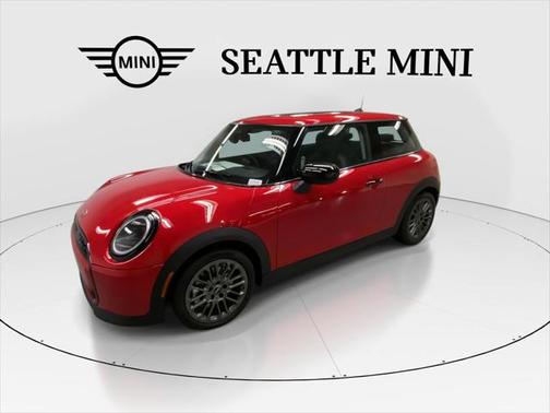 2025 MINI Hardtop Cooper
