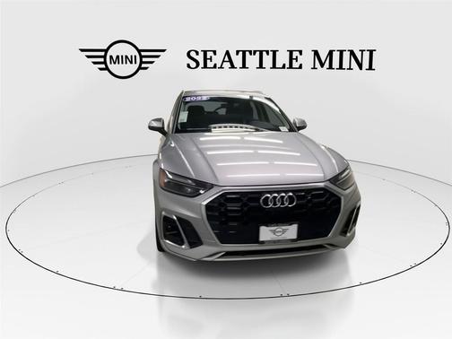 2022 Audi Q5 45 S line Premium Plus