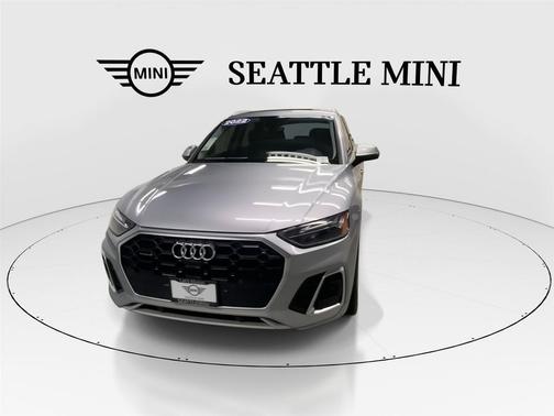 2022 Audi Q5 45 S line Premium Plus