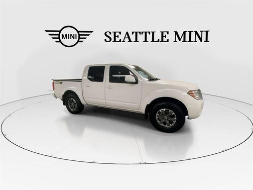 Glacier White 2016 Nissan Frontier PRO-4X
